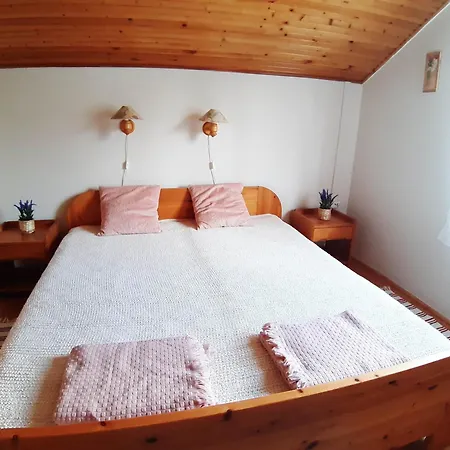 بيت للعطل Sunshine Vendeghaz بالاتونفينيفيس