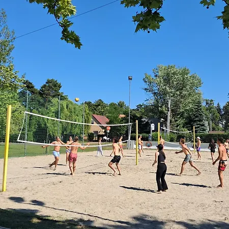 Sunshine Vendeghaz * بالاتونفينيفيس