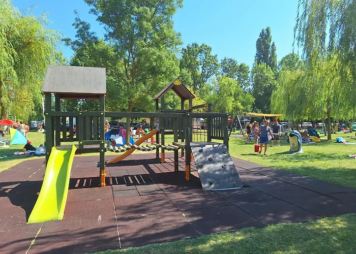 Сasa de vacaciones Sunshine Balatonfenyves